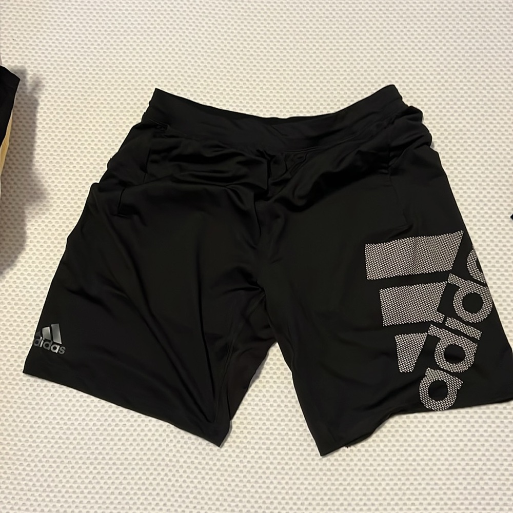 Adidas - Picture 2 of 3